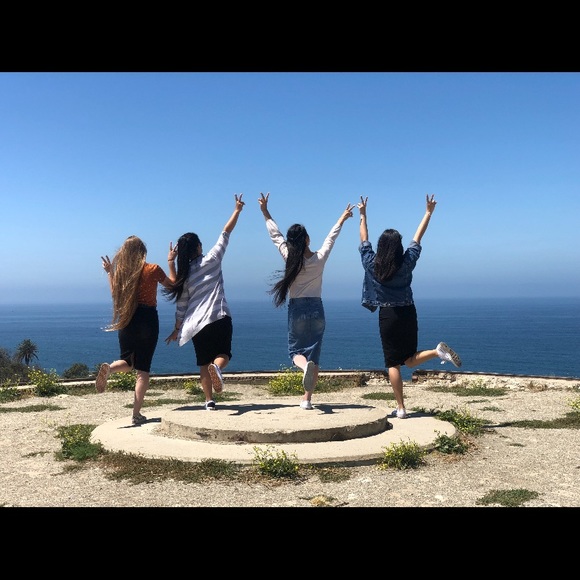 Meet your Posher, Whitney - Picture 1 of 1